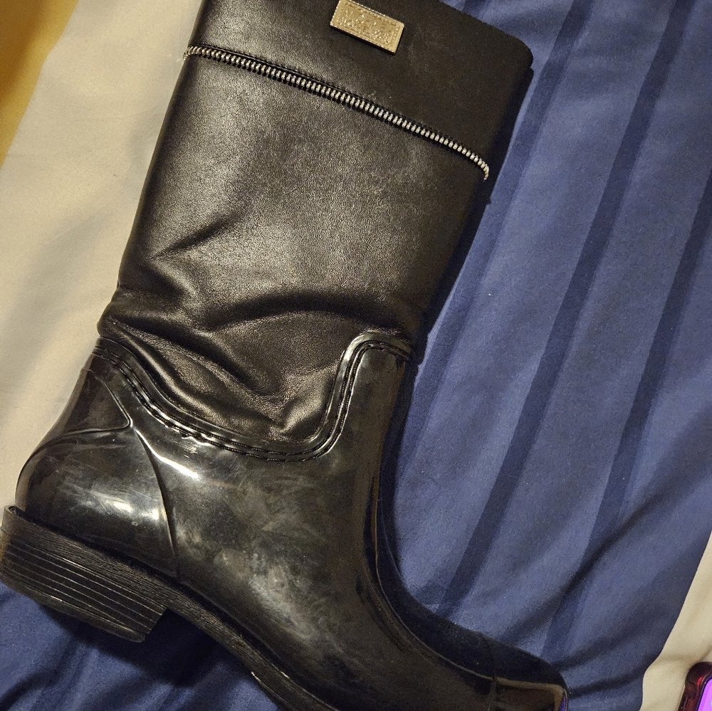 MK boot - Picture 2 of 2